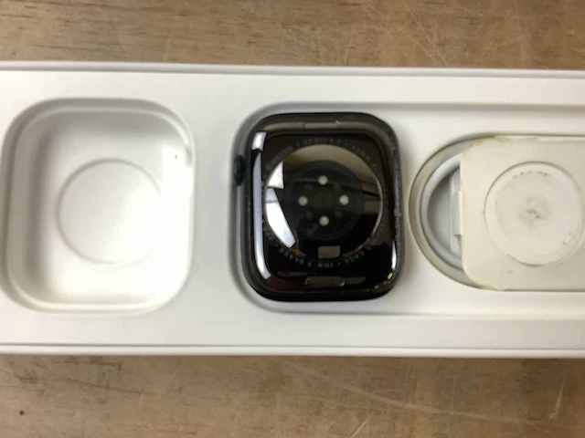 Apple - series 7 - smartwatch gps midnight aluminium - afbeelding 6 van  7