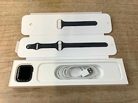 Apple - series 7 - smartwatch gps+ midnight aluminium - afbeelding 3 van  5
