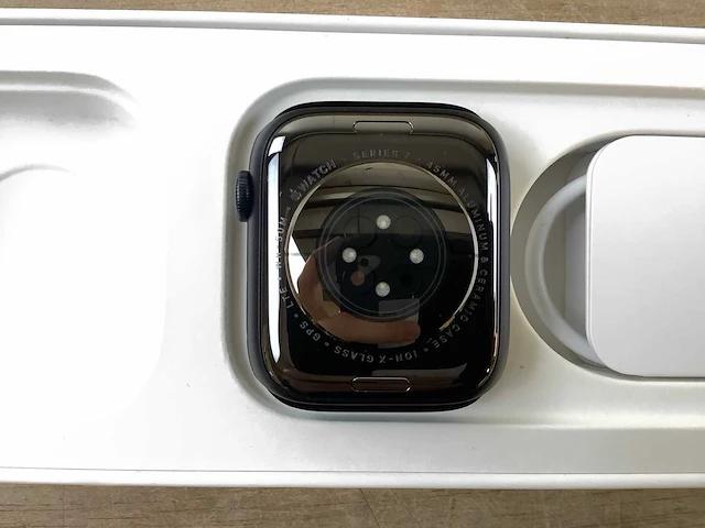 Apple - series 7 - smartwatch gps+ midnight aluminium - afbeelding 6 van  6