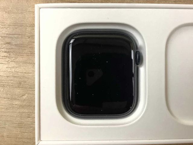 Apple - series 7 - smartwatch gps+ midnight aluminium - afbeelding 5 van  7