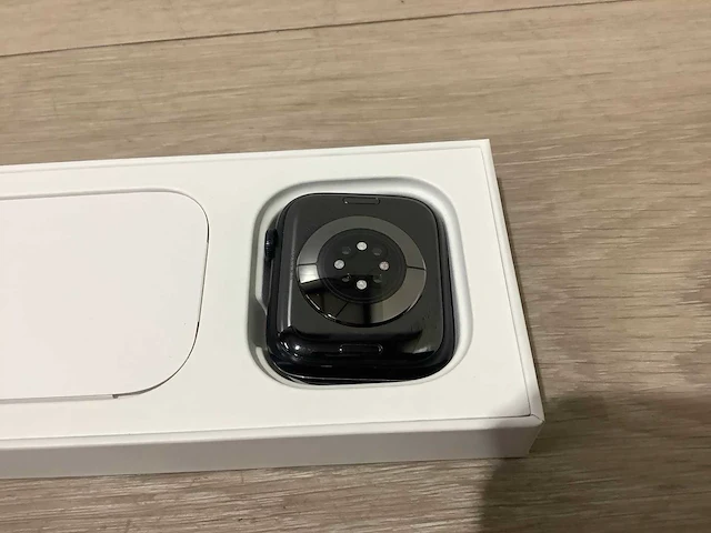 Apple - series 7 - smartwatch gps midnight aluminium - afbeelding 8 van  9