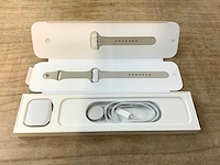 Apple - series 7 - smartwatch gps+ silver stainless steel - afbeelding 3 van  7