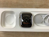 Apple - series 7 - smartwatch gps+ silver stainless steel - afbeelding 5 van  7
