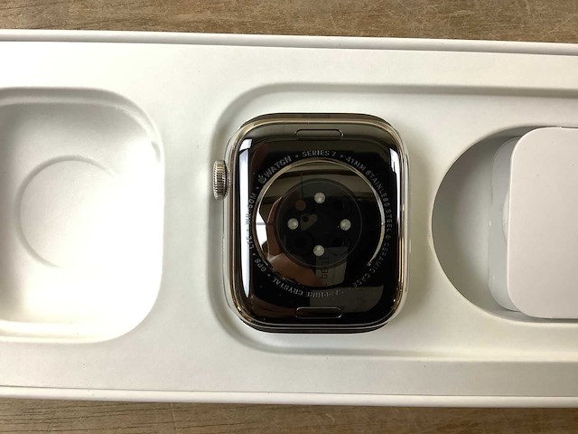 Apple - series 7 - smartwatch gps+ silver stainless steel - afbeelding 6 van  7