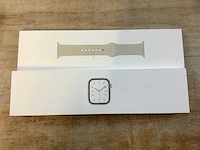Apple - series 7 - smartwatch gps+ starlight aluminium - afbeelding 2 van  7