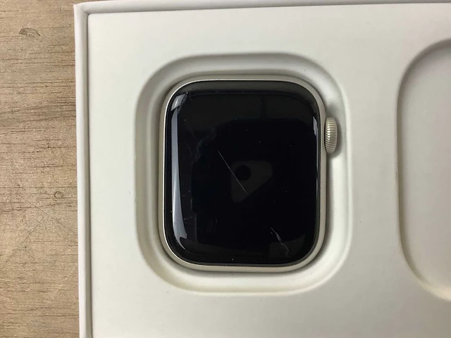 Apple - series 7 - smartwatch gps starlight aluminium - afbeelding 5 van  7