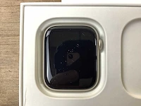 Apple - series 7 - smartwatch gps starlight aluminium - afbeelding 5 van  7