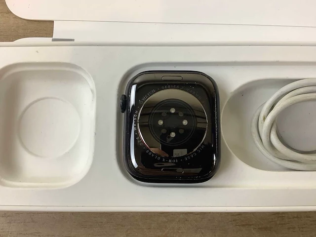Apple - series 7- smartwatch gps midnight aluminium - afbeelding 6 van  7
