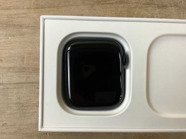 Apple - series 7- smartwatch gps midnight aluminium - afbeelding 6 van  7