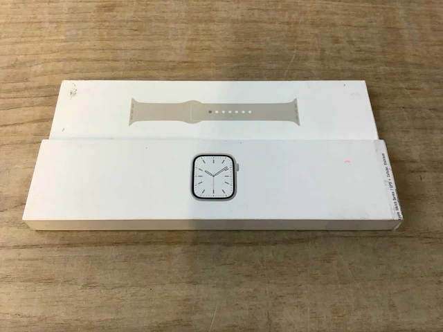 Apple - series 7- smartwatch gps+ silver stainless steel - afbeelding 2 van  5