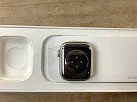 Apple - series 7- smartwatch gps starlight aluminium - afbeelding 6 van  7