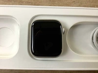 Apple - series 7- smartwatch gps starlight aluminium - afbeelding 5 van  7