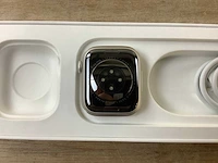Apple - series 7- smartwatch gps starlight aluminium - afbeelding 6 van  7