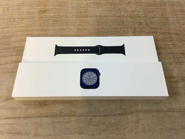 Apple - series 8 - smartwatch gps midnight aluminium - afbeelding 3 van  7