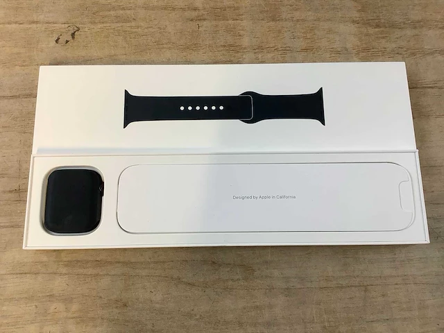 Apple - series 8 - smartwatch gps+ midnight aluminium - afbeelding 4 van  7