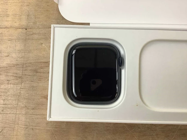 Apple - series 8 - smartwatch gps midnight aluminium - afbeelding 5 van  7