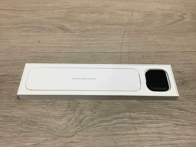 Apple - series 8 - smartwatch gps midnight aluminium - afbeelding 3 van  6