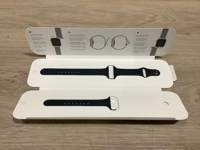 Apple - series 8 - smartwatch gps midnight aluminium - afbeelding 4 van  8