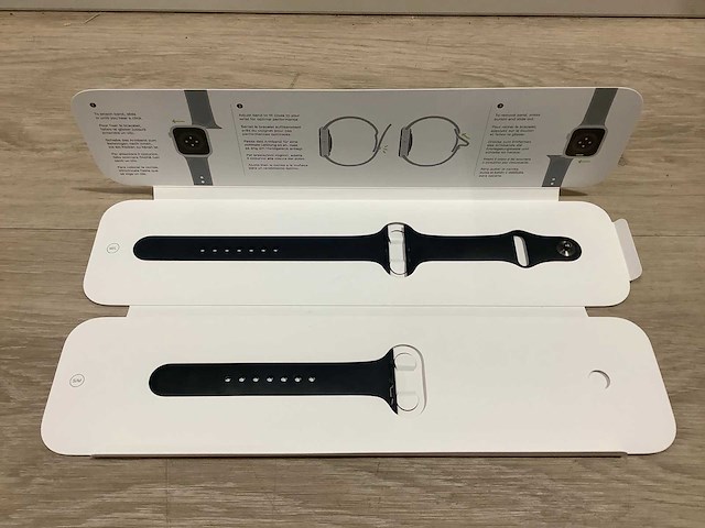 Apple - series 8 - smartwatch gps midnight aluminium - afbeelding 7 van  7