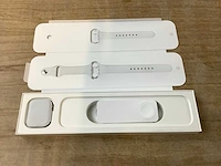 Apple - series 8 - smartwatch gps+ silver stainless steel - afbeelding 4 van  7
