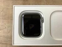 Apple - series 8 - smartwatch gps+ silver stainless steel - afbeelding 5 van  7