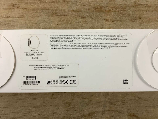 Apple - series 8 - smartwatch gps starlight aluminium - afbeelding 7 van  7