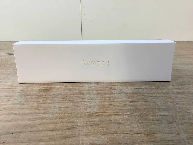 Apple - series 8 - smartwatch gps starlight aluminium - afbeelding 2 van  7
