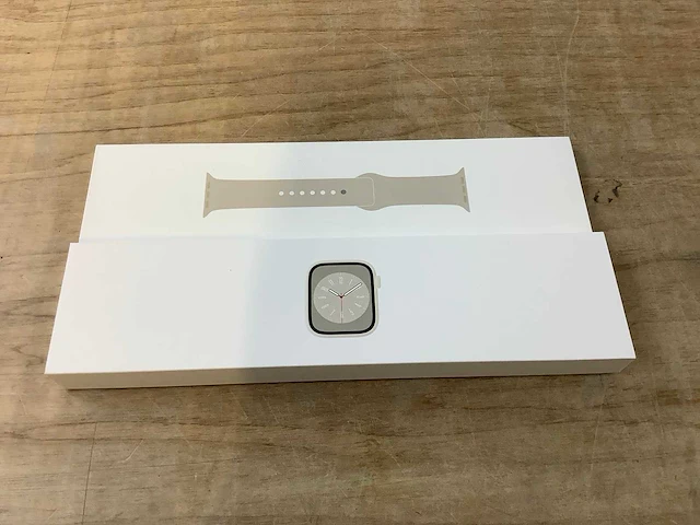 Apple - series 8 - smartwatch gps starlight aluminium - afbeelding 3 van  7
