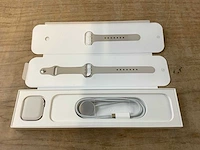 Apple - series 8 - smartwatch gps starlight aluminium - afbeelding 4 van  7