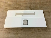 Apple - series 8 - smartwatch gps starlight aluminium - afbeelding 3 van  7