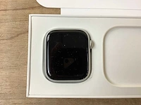 Apple - series 8 - smartwatch gps starlight aluminium - afbeelding 5 van  6