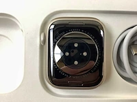 Apple - series 8 - smartwatch gps starlight aluminium - afbeelding 6 van  7
