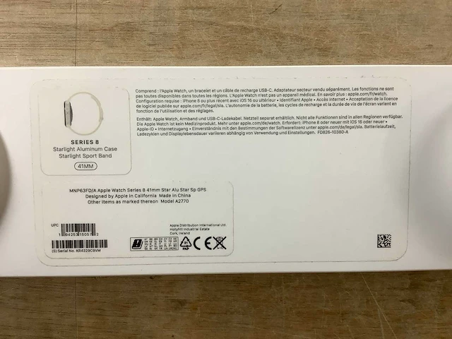 Apple - series 8 - smartwatch gps starlight aluminium - afbeelding 7 van  7