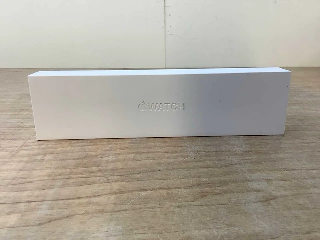 Apple - series 8- smartwatch gps midnight aluminium - afbeelding 2 van  7