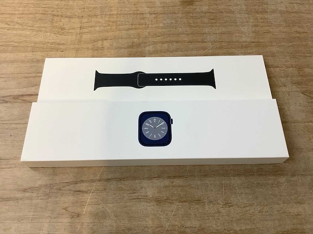 Apple - series 8- smartwatch gps midnight aluminium - afbeelding 3 van  7