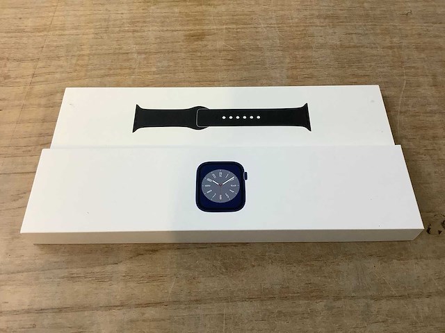 Apple - series 8- smartwatch gps midnight aluminium - afbeelding 3 van  7