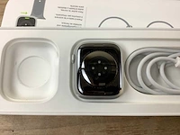 Apple - series 8- smartwatch gps silver aluminium - afbeelding 5 van  7