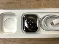 Apple - series 8- smartwatch gps silver aluminium - afbeelding 6 van  7