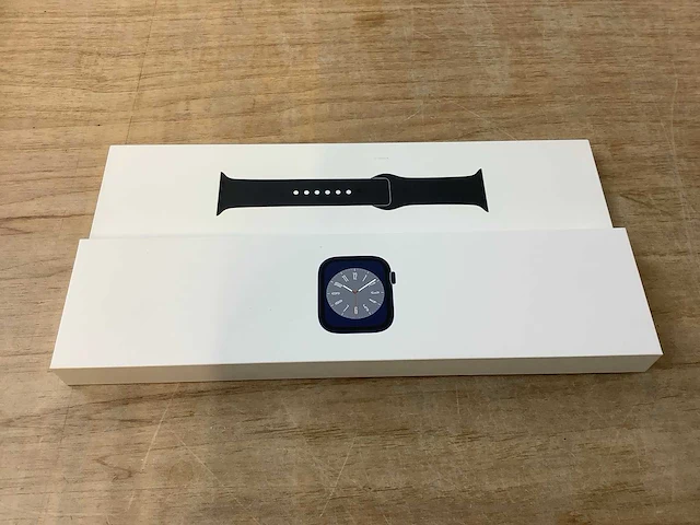 Apple - series 8- smartwatch gps starlight aluminium - afbeelding 4 van  6