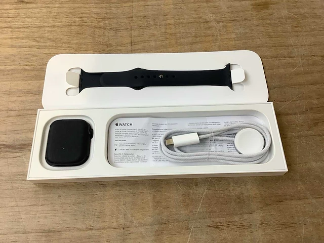 Apple - series 9 - smartwatch gps midnight aluminium - afbeelding 4 van  7