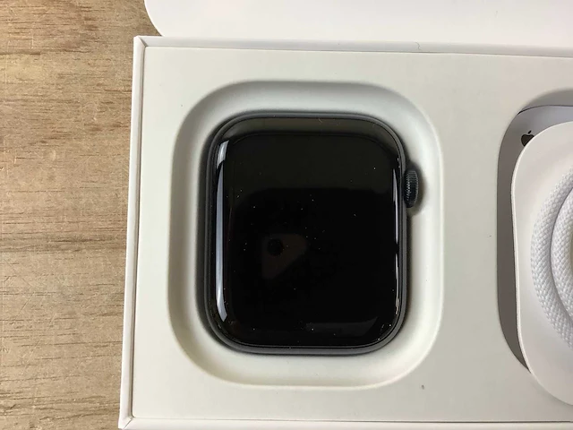 Apple - series 9 - smartwatch gps midnight aluminium - afbeelding 5 van  7