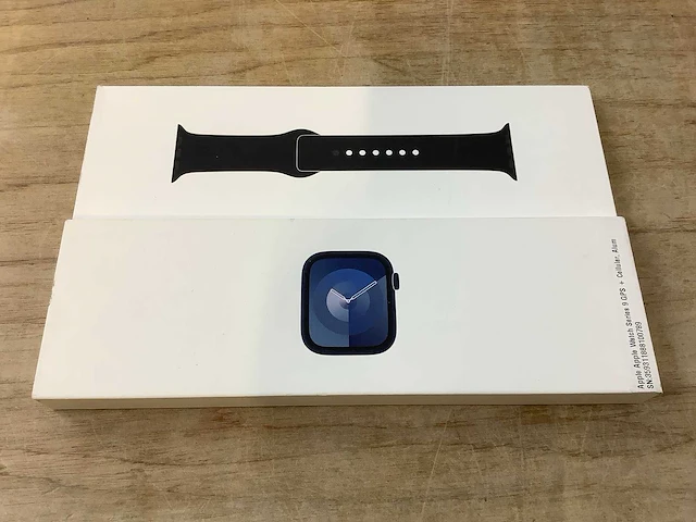 Apple - series 9 - smartwatch gps+ midnight aluminium - afbeelding 2 van  5