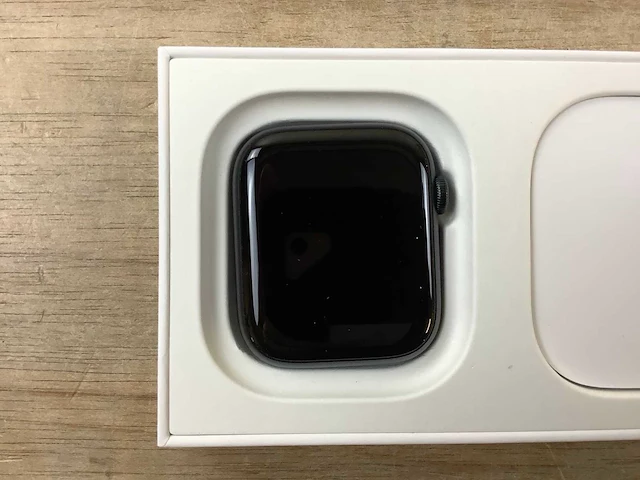 Apple - series 9 - smartwatch gps midnight aluminium - afbeelding 5 van  7