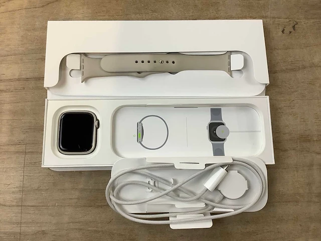 Apple - series 9 - smartwatch gps starlight aluminium - afbeelding 4 van  7