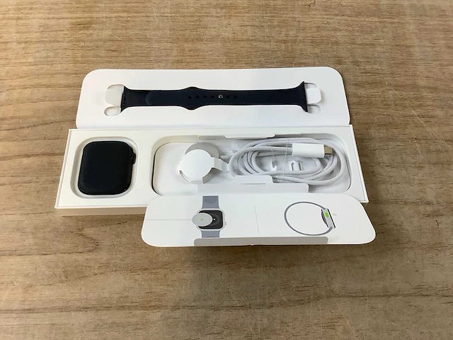Apple - series 9- smartwatch gps midnight aluminium - afbeelding 4 van  7