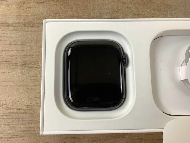 Apple - series 9- smartwatch gps midnight aluminium - afbeelding 5 van  7