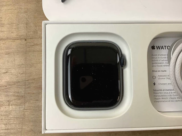 Apple - series 9- smartwatch gps midnight aluminium - afbeelding 5 van  7
