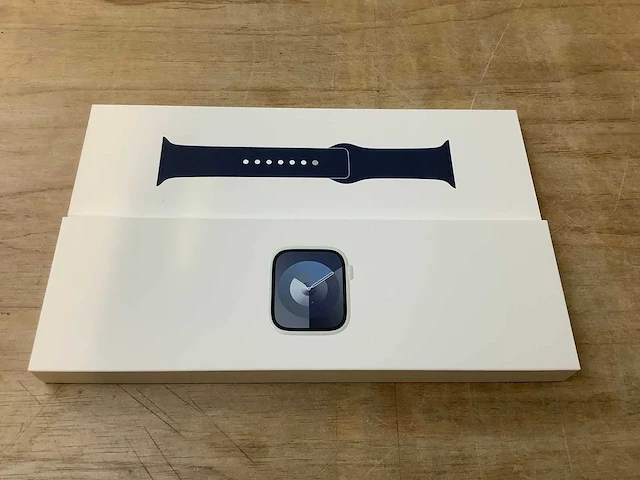 Apple - series 9- smartwatch gps silver aluminium - afbeelding 3 van  7