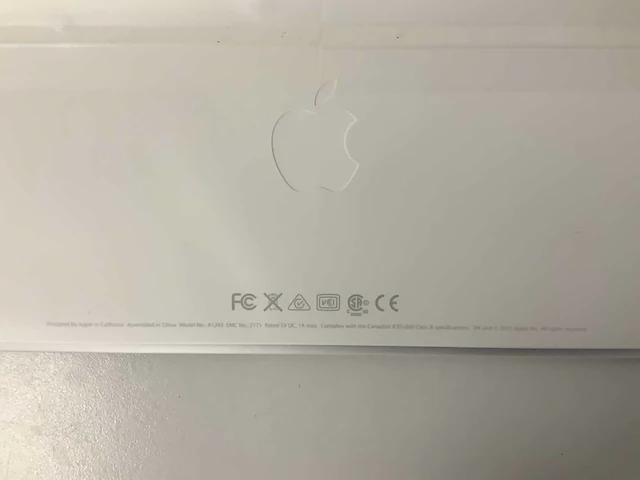 Apple - wired usb magic azerty keyboard with numpad (2x) - afbeelding 2 van  2
