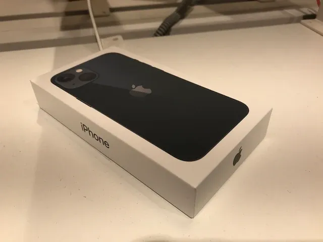 Apple 13 iphone - afbeelding 1 van  3